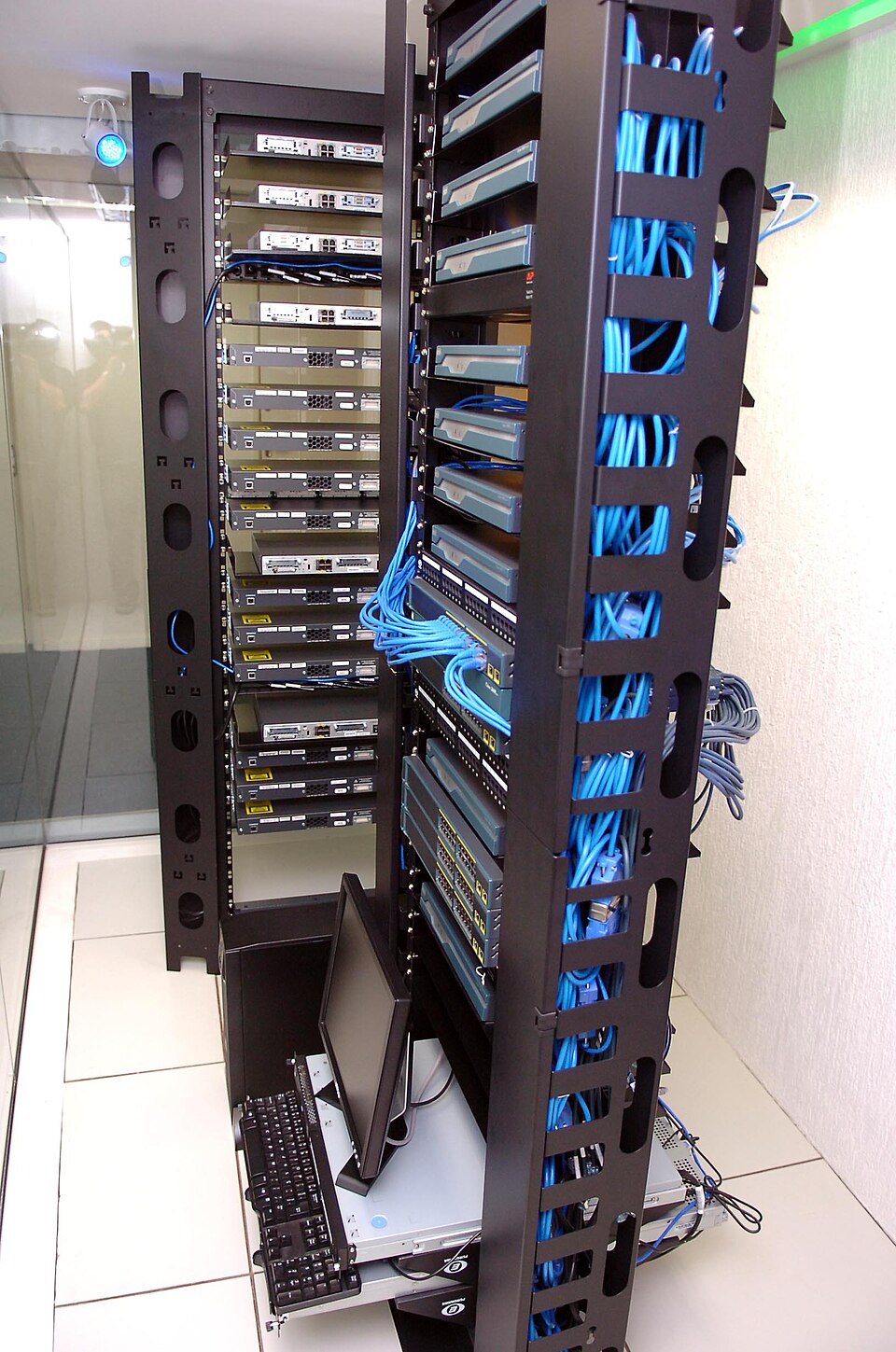 Cisco Meraki MX67 Security Appliance