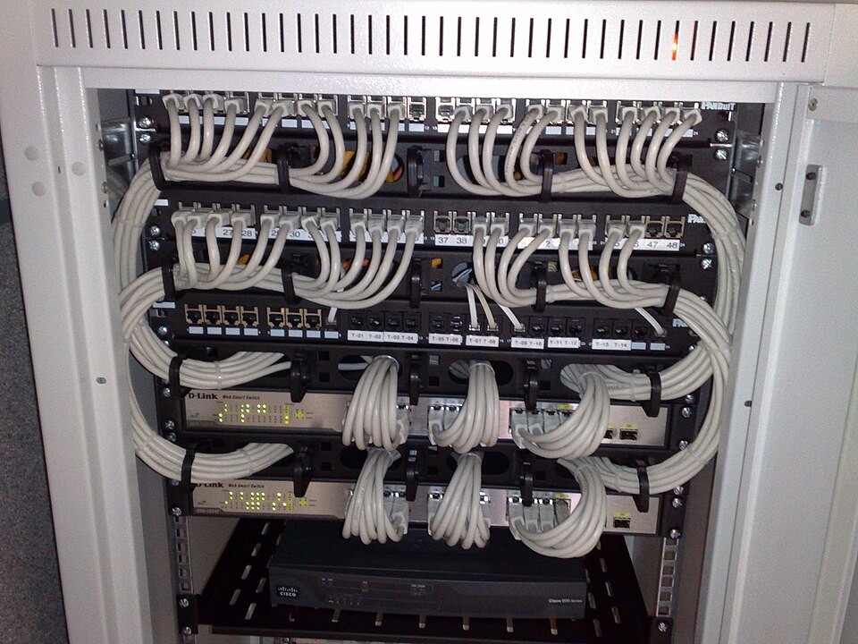 Ubiquiti UniFi Dream Machine Pro